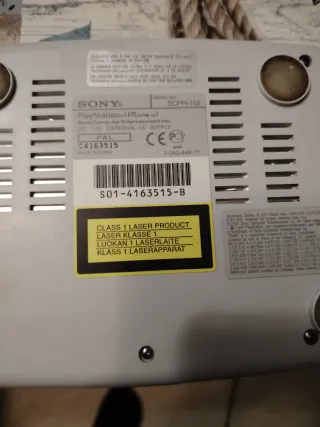 Lote PS One/PS2: Accesorios y Juegos