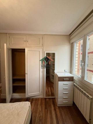 Piso en alquiler en Centro Ciudad en León