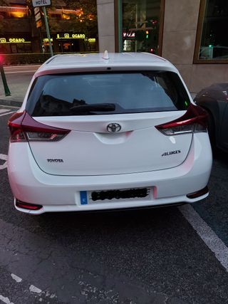 Toyota Auris 2016