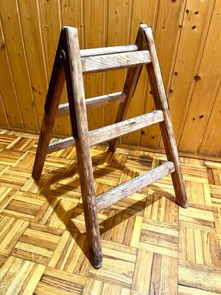 Escalera Antigua Pequeña Madera