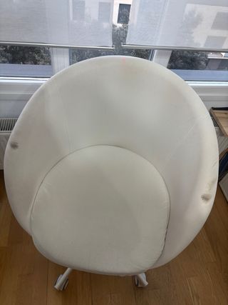 Silla giratoria Ikea SKURVSTA blanca