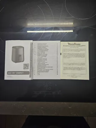 Freidora Moulinex Negra