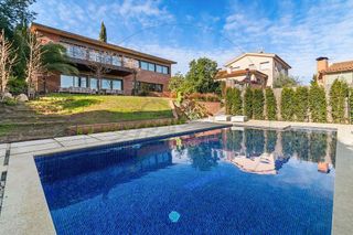 Chalet en alquiler en Valldoreix en Sant Cugat del Vallès