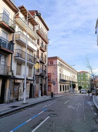 Edificio en venta en Numancia - San Fernando en Santander