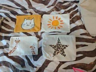 Neceseres infantiles