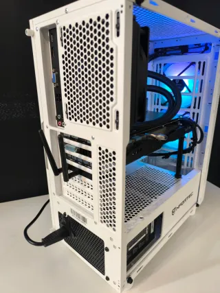 LIQUIDACION TORRE ORDENADOR GAMER REBAJAS DE ENERO