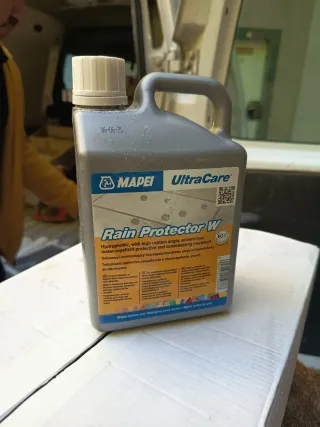 MAPEI UltraCare Rain Protector W Hidrofugante