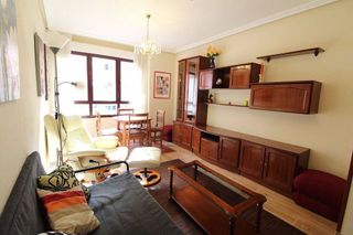 Piso en alquiler en Parque del Oeste - Olivares en Oviedo