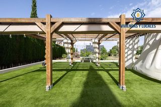 Terreno en venta en Zubia (La)