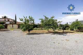 Terreno en venta en Zubia (La)