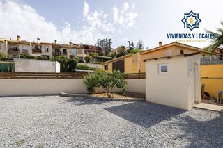Terreno en venta en Zubia (La)