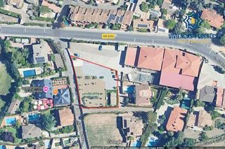 Terreno en venta en Zubia (La)