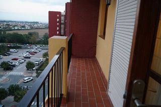 Piso en alquiler en Montequinto en Dos Hermanas