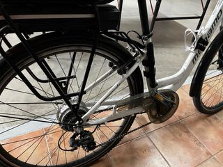 Bicicleta eléctrica de paseo