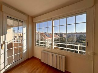 Piso en alquiler en Valdefierro en Zaragoza