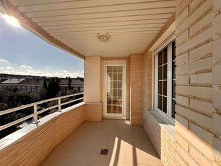 Piso en alquiler en Valdefierro en Zaragoza