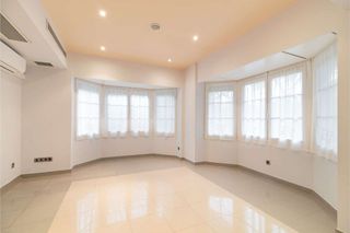 Chalet en alquiler en Montealina en Pozuelo de Alarcón