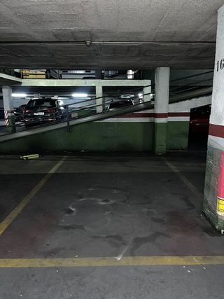 Garaje en alquiler en El Centre en Esplugues de Llobregat