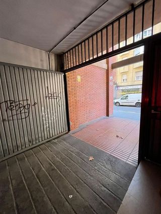 Garaje en alquiler en El Centre en Esplugues de Llobregat