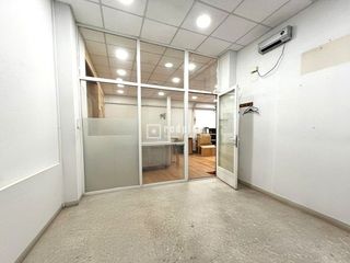 Local comercial en venta en Rosa Luxemburgo en San Sebastián de los Reyes