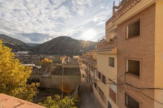 Edificio en venta en Barrio de la Vega en Monachil