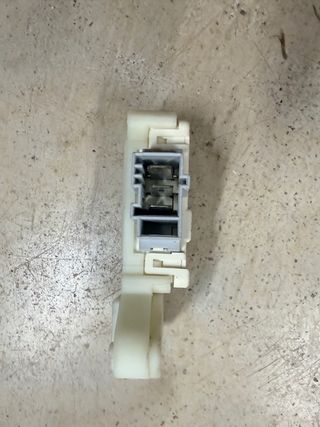 Mecanismo Cierre Puerta Lavadora Indesit