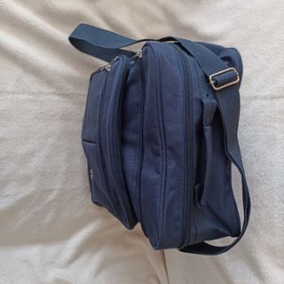 Maleta pequeña de viaje azul