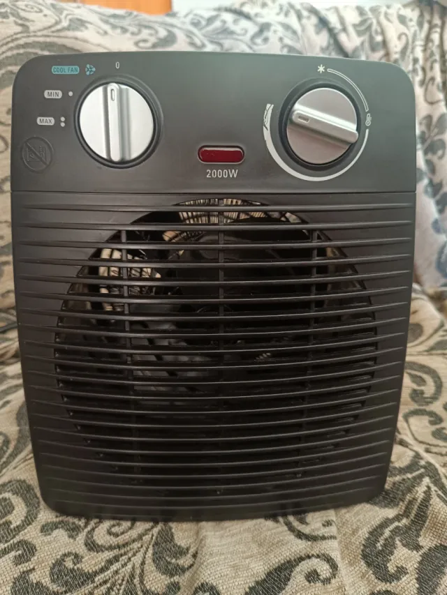 Calefactor Rowenta Compact Power 2000W