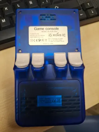 R36 ultra con pantallaa mas grande y de caalidad