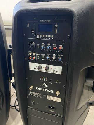 Pareja Altavoces AUNA Activos y Pasivos