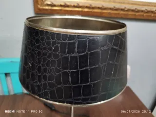 Lámpara Vintage Negra y Dorada