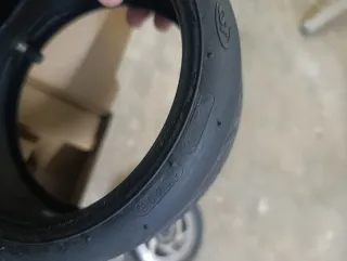 Neumáticos patinete Xiaomi y llanta trasera