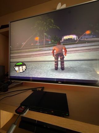 PlayStation 2 Slim + GTA Vice City