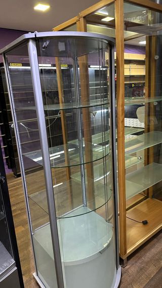 Vitrina expositora cristal y metal
