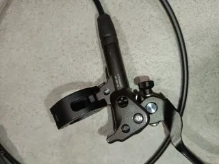 Freno delantero Shimano XT 4 pistones