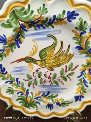 Plato decorativo Manises pájaro