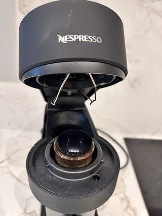 Cafetera Nespresso Vertuo Negra.
