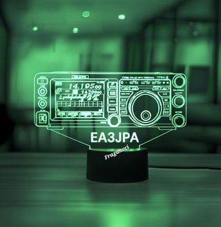 Lámpara led 3d emisora Yaesu FT-991A + indicativo
