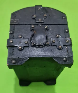 Cofanetto vintage forziere