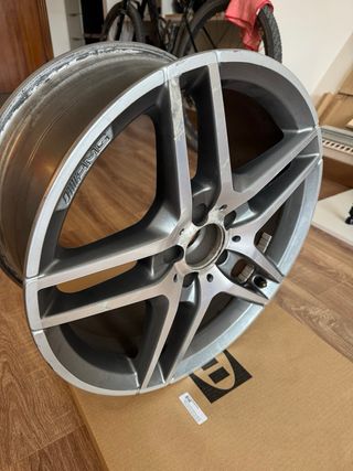 Llanta Mercedes AMG Ronal 18” A212 401 03 00