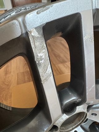 Llanta Mercedes AMG Ronal 18” A212 401 03 00