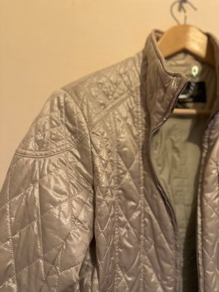 Plumífero Barbour color Nácar