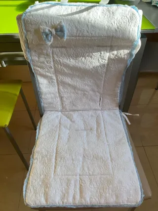 Colchoneta silla infantil con lazo