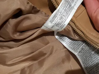 Chaqueta efecto cuero