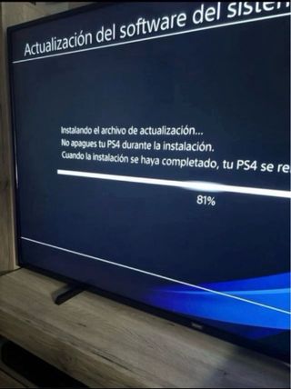 PS4 (PlayStation 4) con 2 mandos