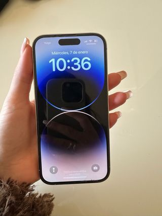 iPhone 14 Pro Gold/White