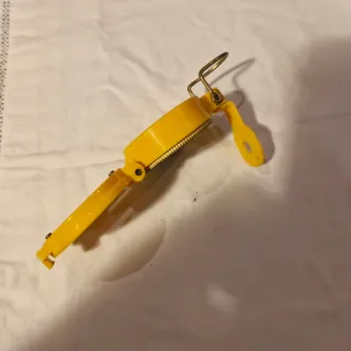 Bussola Konus Gialla