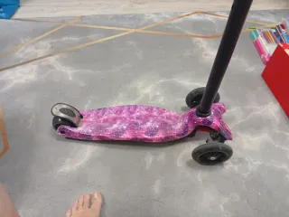 Patinete 3 ruedas con luces