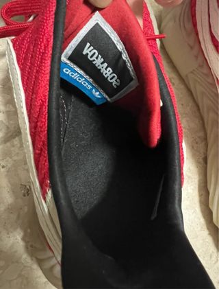 Adidas Sobakov Rojas, talla 44