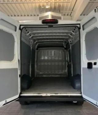 Se ofrece Servicio de mudanzas, Portes, transporte